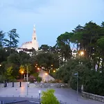 Center Hotel 4*