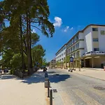 מלון Center