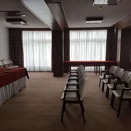 Center Ξενοδοχείο