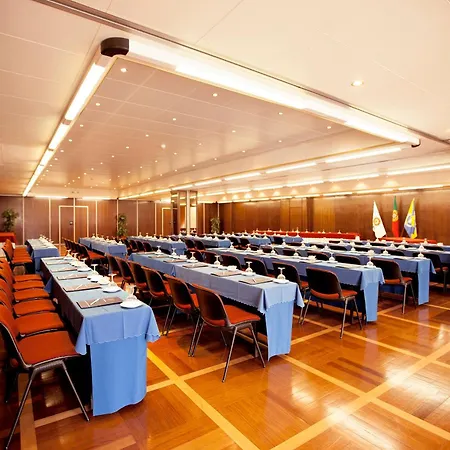 Center Hotel