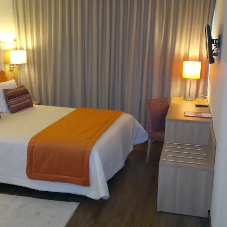 Center Ξενοδοχείο 4*