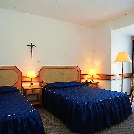 Center Ξενοδοχείο 4*