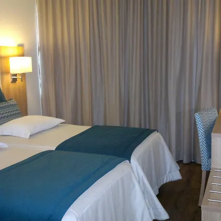 Ξενοδοχείο Center 4*