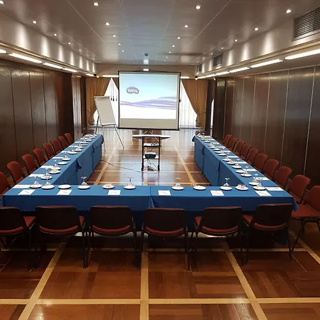 Center Ξενοδοχείο