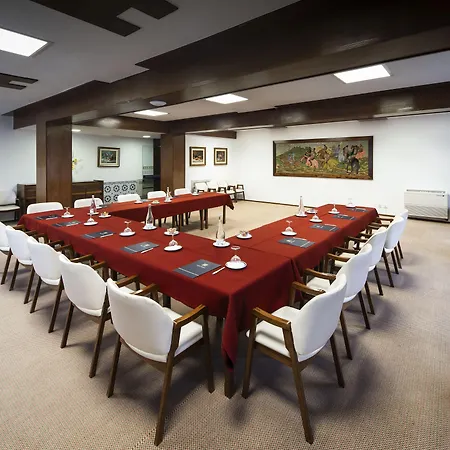 Center Ξενοδοχείο 4*