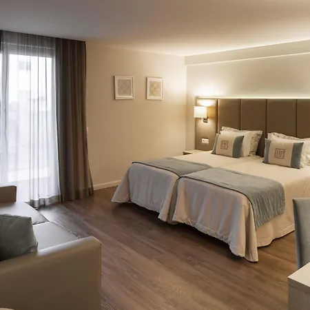 Center Hotel 4*